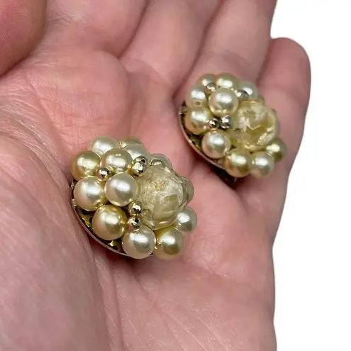 Vintage Signed Japan Gold Tone Bead Cluster Clip On Earrings Classy Formal