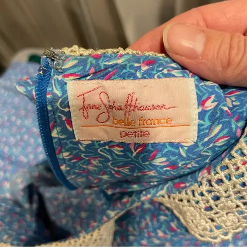 Vintage blue floral retro 60’s