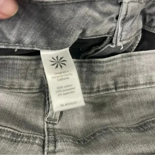 Athleta  Sculptek Skinny Jeans Gray Wash Size 6 Mid Rise Performance Denim