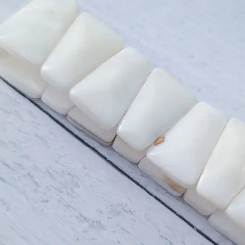 Vintage Stretch Bracelet Shell? Statement Bangle