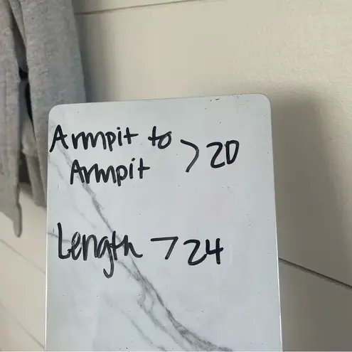 Pam & Gela Women’s Small Grey Distressed Sweatshirt