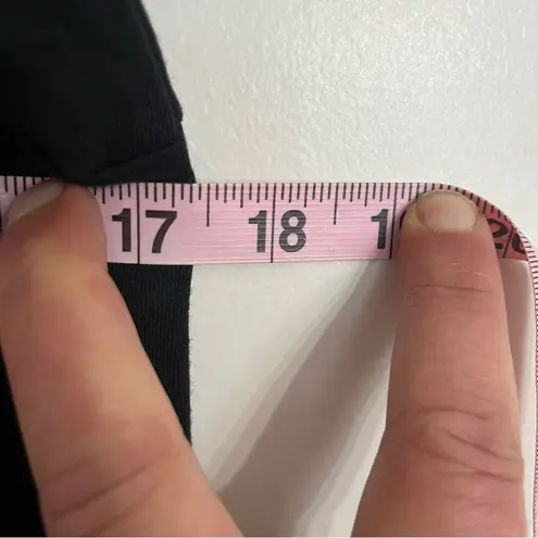 Quacker Factory New‎  Top Women’s XXS Black Christmas Shirt Stocking Rhinestones