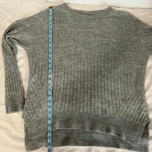 Abercrombie & Fitch  Gray Long Sleeve Oversized‎ Sweater Size Small