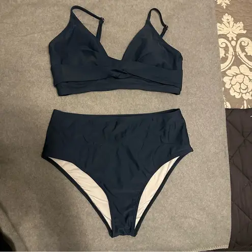 Cupshe NWT  Bikini High Waisted V Neck Twist Front Blue size L