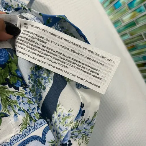 Abercrombie & Fitch  Floral Patchwork Button-up shirt and shorts set - Image 8