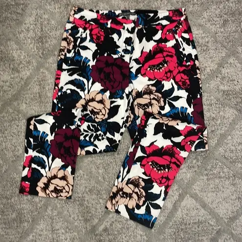 Adrianna Papell Adrianne Papell high rise ankle crop floral fitted pant