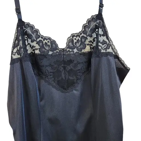 Vassarette  Elegant Sexy Black Lace Camisole Lingerie Adjustable Straps Medium