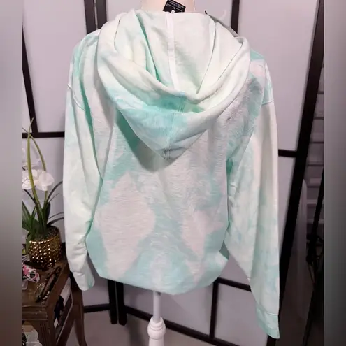 Nike  dri-fit active sweatshirt pullover hoodie top