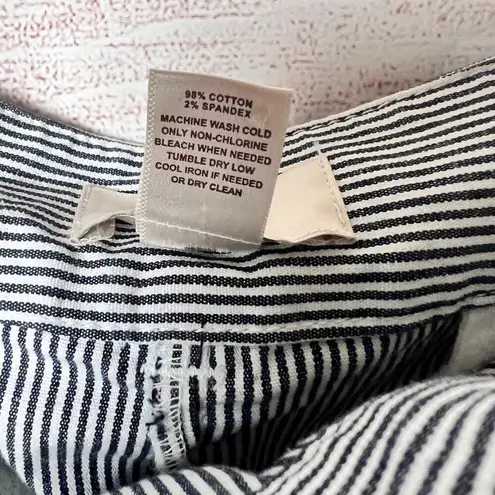 Loft  Women's Striped Paper bag Tie Belt shorts Sz 10