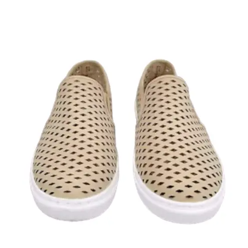 Steve Madden  Diamond Shape Perforated Sneaker.
