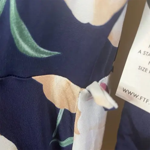 Fashion to figure NWT Plus 2X Floral Maxi Dress Long Sleeve V-Neck Career Church