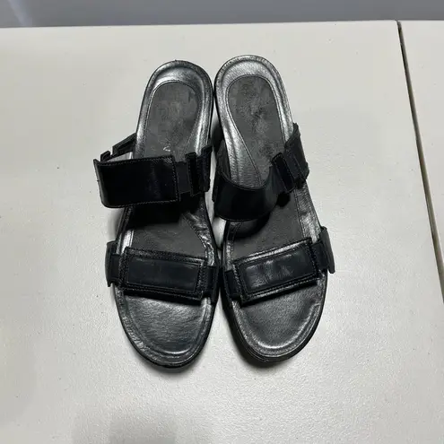 NAOT Footwear Women's Treasure Wedge Sandal Size 39 Black