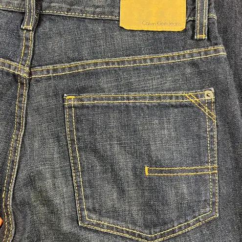 Calvin Klein  100% Cotton Dark Wash Relaxed Straight Leg Jeans 11” Inseam Size 32