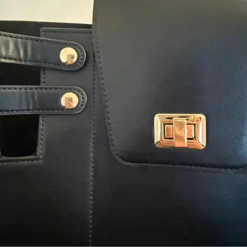 Source Unknown Elegant Black Shoulder Bag for Stanley/Tumbler Cups