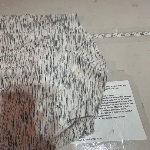 Lululemon Salute the Sun Tank Tiger Space Dye Black White Size 4 Tie Back‎