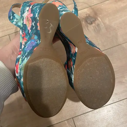 Guess NEW  Taraji Printed Wedges Sz 10