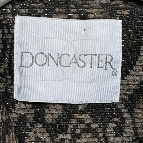 Doncaster Women's Black Metallic Floral Cropped Blazer