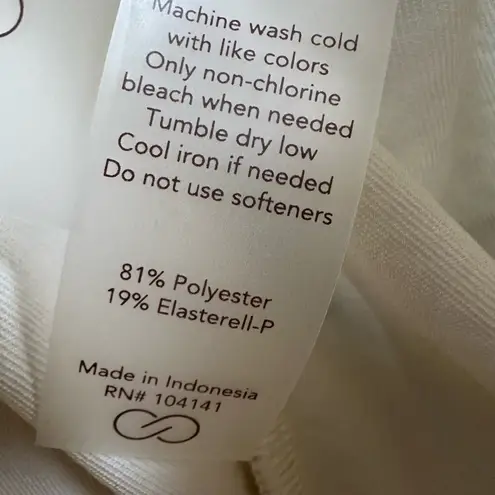 Calia by Carrie Underwood Butter Yellow Paperbag Wrap Skort Shorts Small