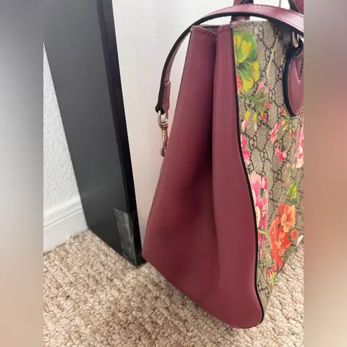 Gucci  Soft GG Supreme Monogram Blooms Top Handle Bag Beige Multicolor Dry Rose - Image 4