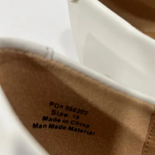 Journee Collection Womens Renzo Pointed Toe Ballet Flats. 10M. Ivory