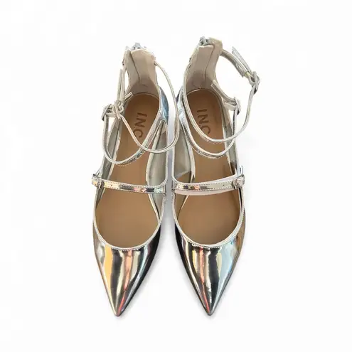 I.N.C. International Concepts
Valan Triple