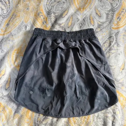 Lululemon  diamond dye hotty hot skirt size 6