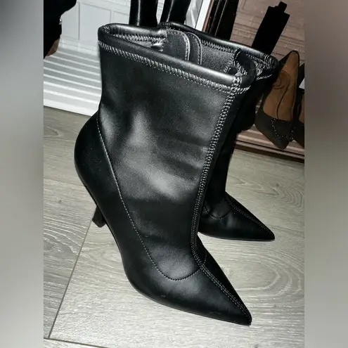 Bar III Olevia Sock Booties - Image 6