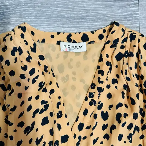 NICHOLAS Women Silk Tie