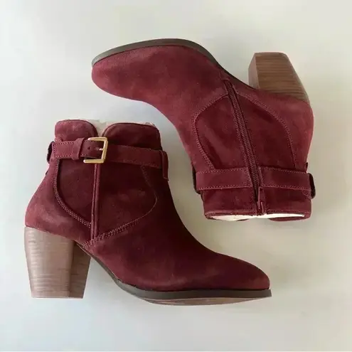 Diba Suede Sleek Bootie in Burgundy and Gold Size 7.5 New without box! Red