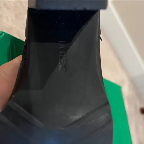 Chic Black Leather Heeled Boots Size 7.5