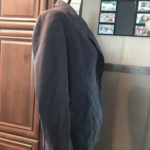 T Tahari Tahari size 6 women’s blazer greyish blue