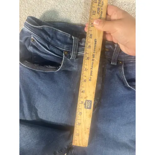 Duluth Womens Asset Management Skinny Jeans Size 6 Reg Med Wash Stretch Shaping Blue