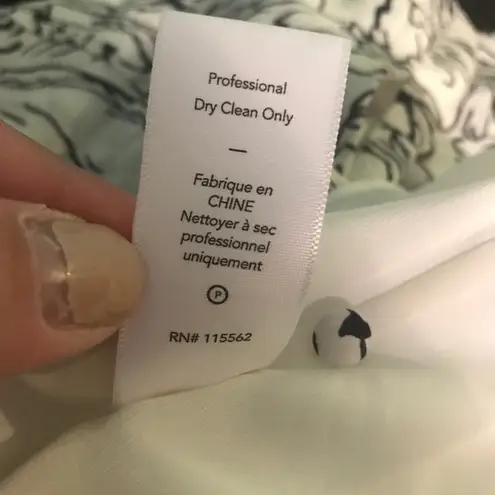 Elizabeth and James Printed Knee-length Dress sz6