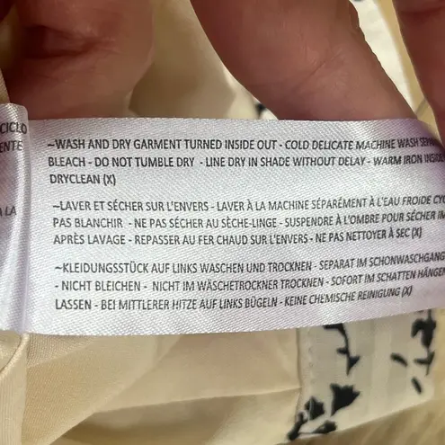 The Fifth Label White And Black Floral Print High Waisted Shorts Size XS