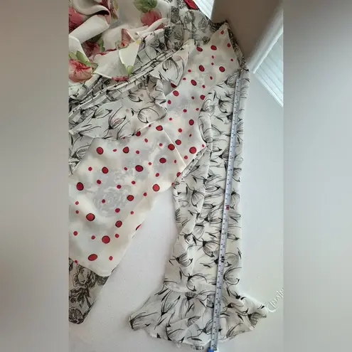 V Cristina Floral Ruffled Button Down Blouse Size undefined