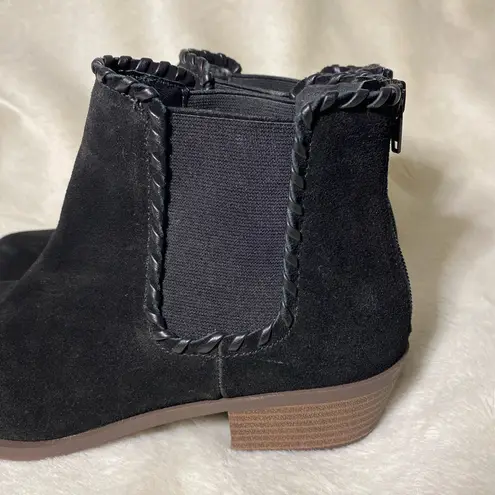 Kensie  Gianna Black Suede Ankle Booties with Braided Trim Size 9 EUC