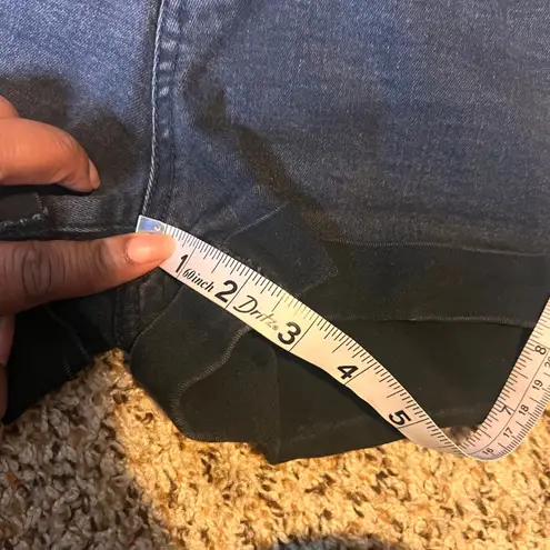 Forever 21  Denim‎ Shorts High Waist Cuffed Black Wash Size 28