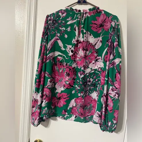 Carolina belle  Montreal Green Floral Long Sleeves Blouse size Medium