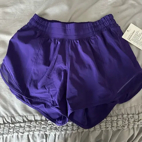 Lululemon  hotty hot short