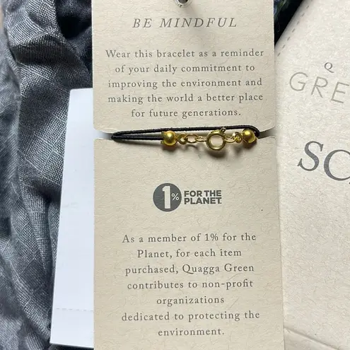 Eco Friendly Scarf + bracelet Gray