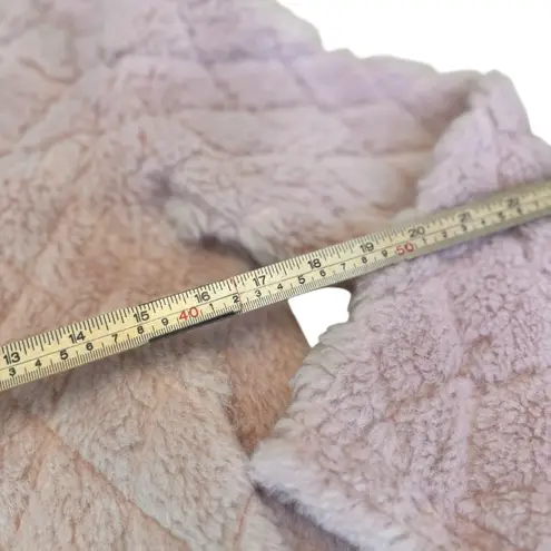 Goelia NWT RARE Pink Faux Fur Cropped Jacket Crystal Button Teddy Coat Small Size 4