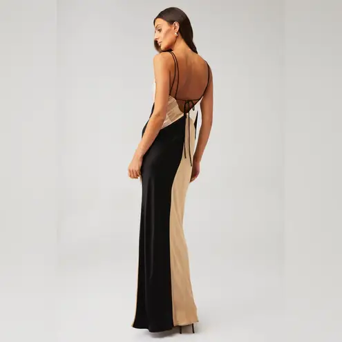 Shona joy
SOFIA CONTRAST DOUBLE STRAP MAXI DRESS 8