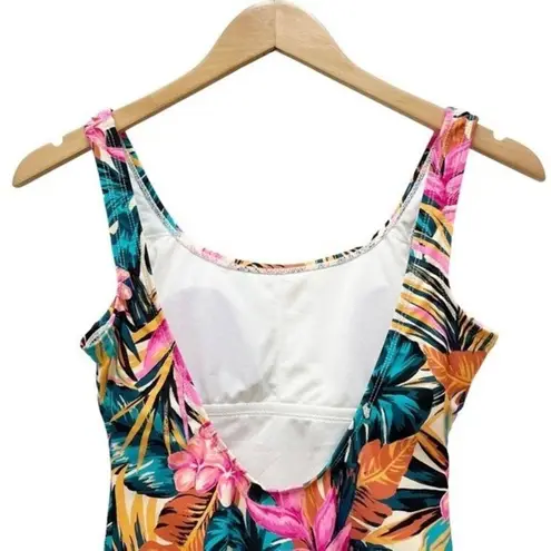 Decree NWT Tropical Print One Piece Swimsuit Women's Size Small Summer Vacation