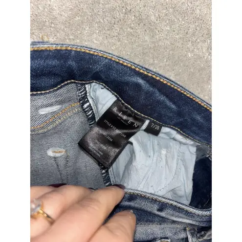 Risen Topped Cuffed Straight Leg Jeans 7/28 Distressed Blue