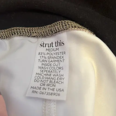 Strut this Camo Workout Leggings - Medium