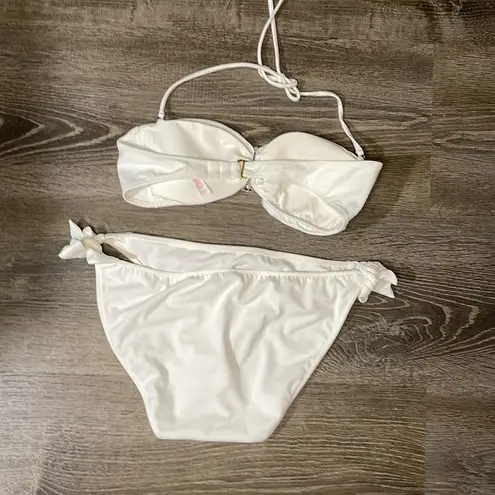 Victoria's Secret Victoria Secret Women's White Two Piece Bikini Broach Halter Top and Bottoms M/L