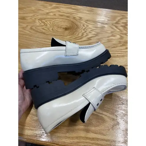 Vagabond Cosmo 2.0 Loafers Women's White Patent Leather Block Heel Buckle S63