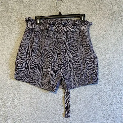 Thread and Supply  NWT Woman Ruffle Belted Elastic Zebra Pattern Size Large Shorts