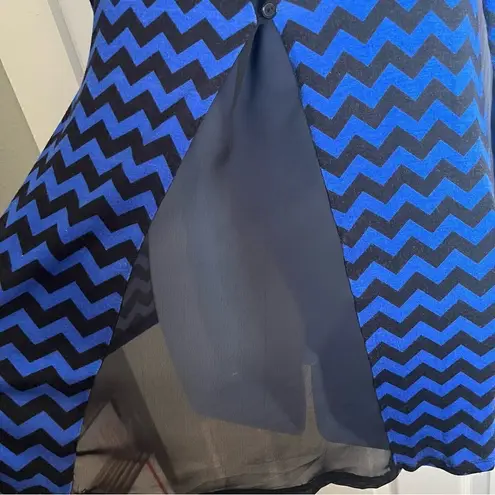 Shanley Chevron Mesh Back Casual Long Sleeve Top Hi Lo Hem Royal Blue Black M Size M