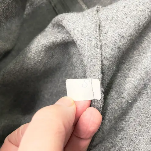 VTG Claude Womens Wool Blend Skirt Small Embroidered Hem Cottage Academia Modest Gray